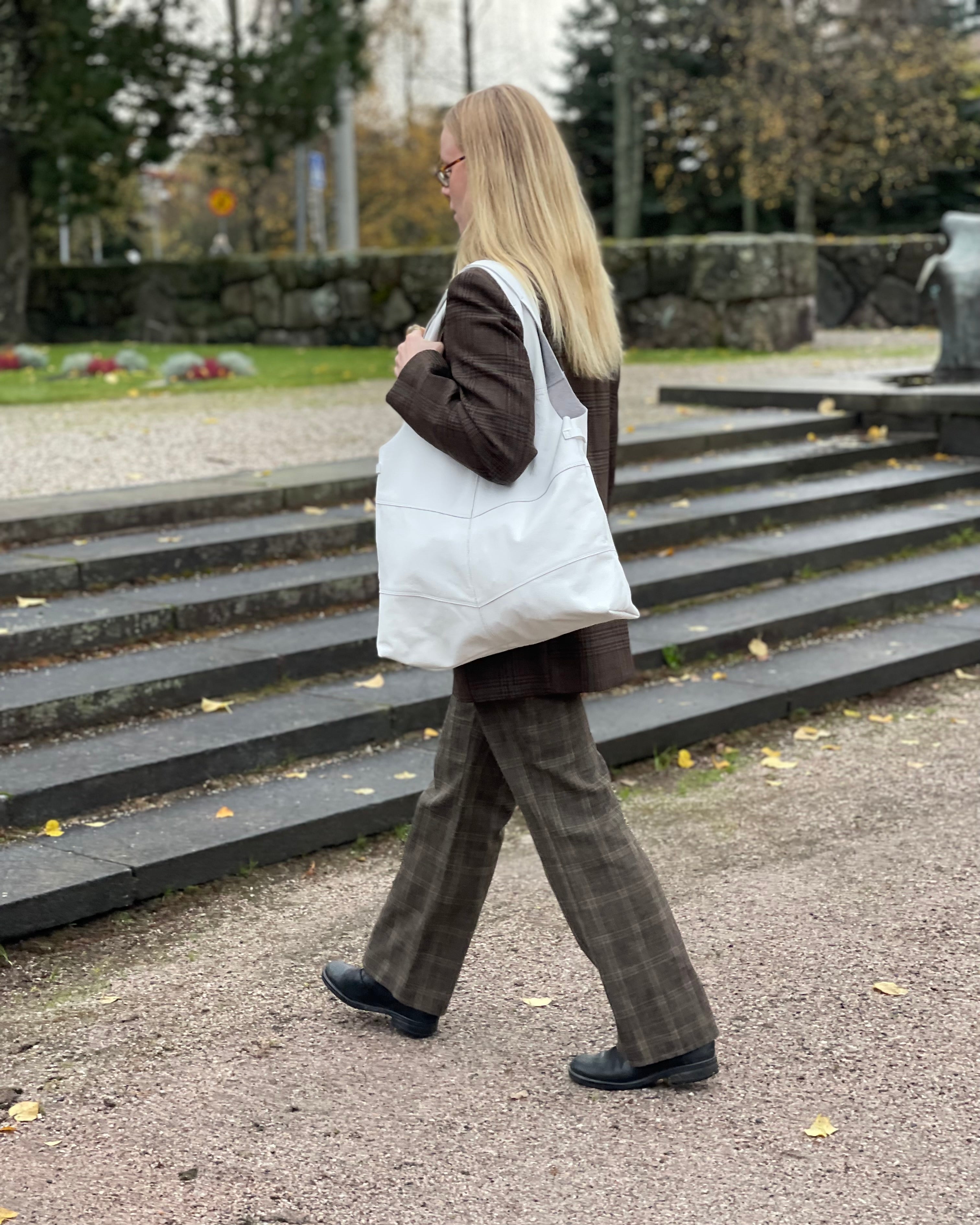 Rihma olkalaukku valkoinen