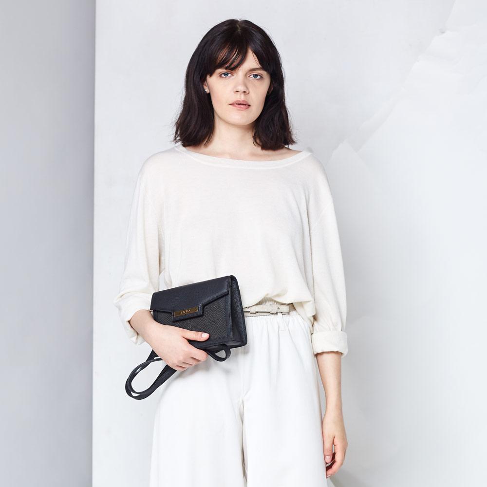 Kaiho Crossbody sample
