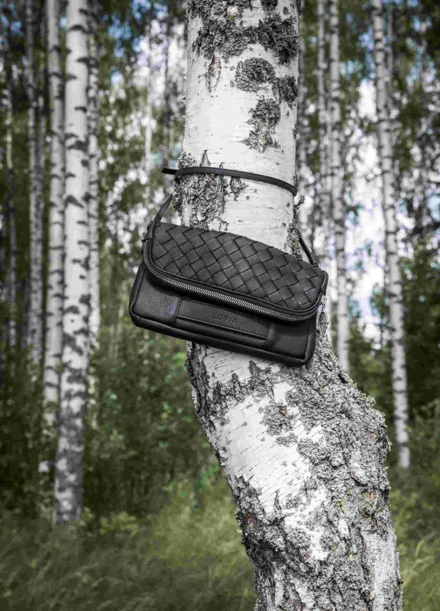 Aira Small Crossbody