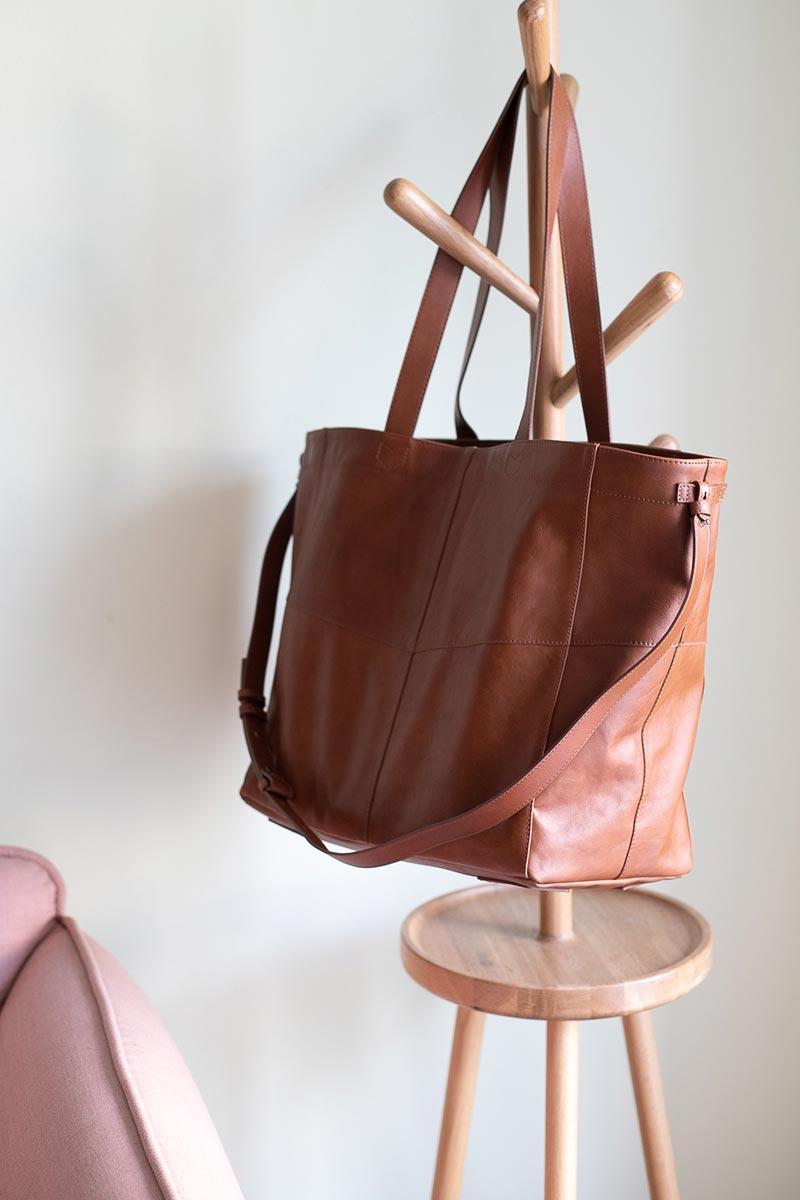 Aitta Tote Bag