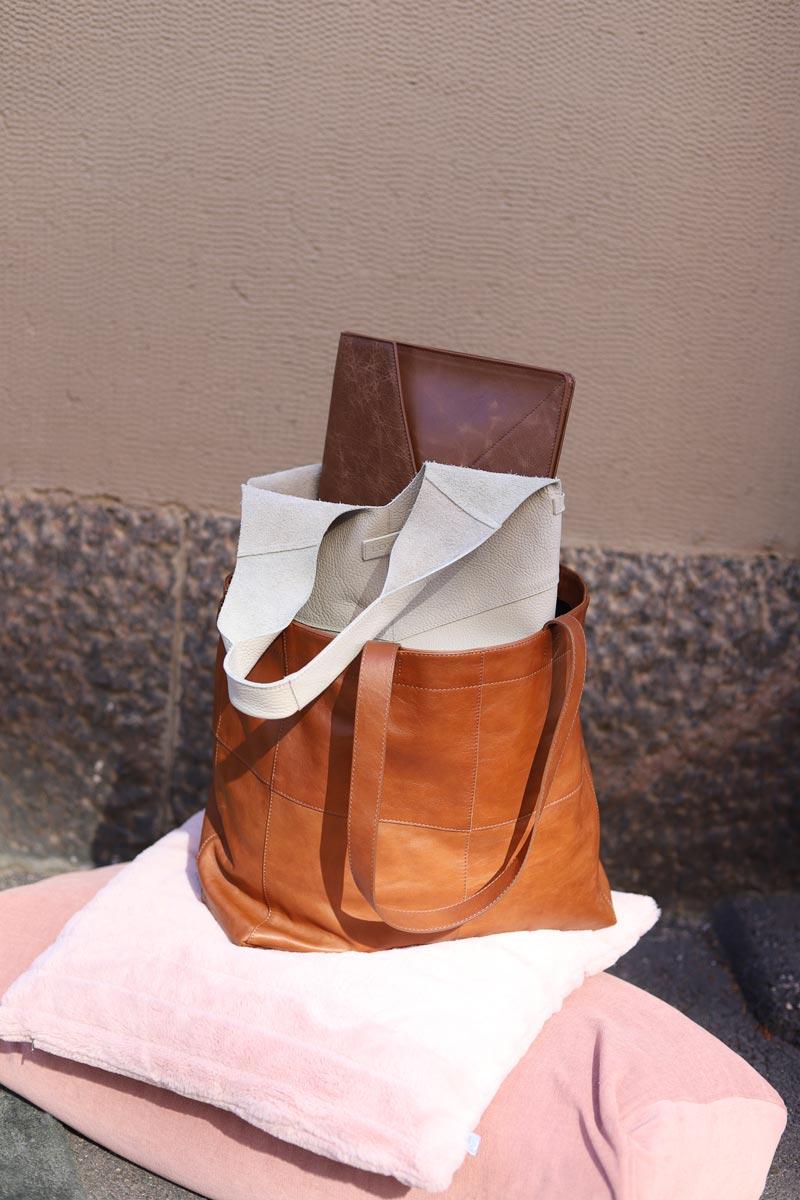 Aitta Tote Bag
