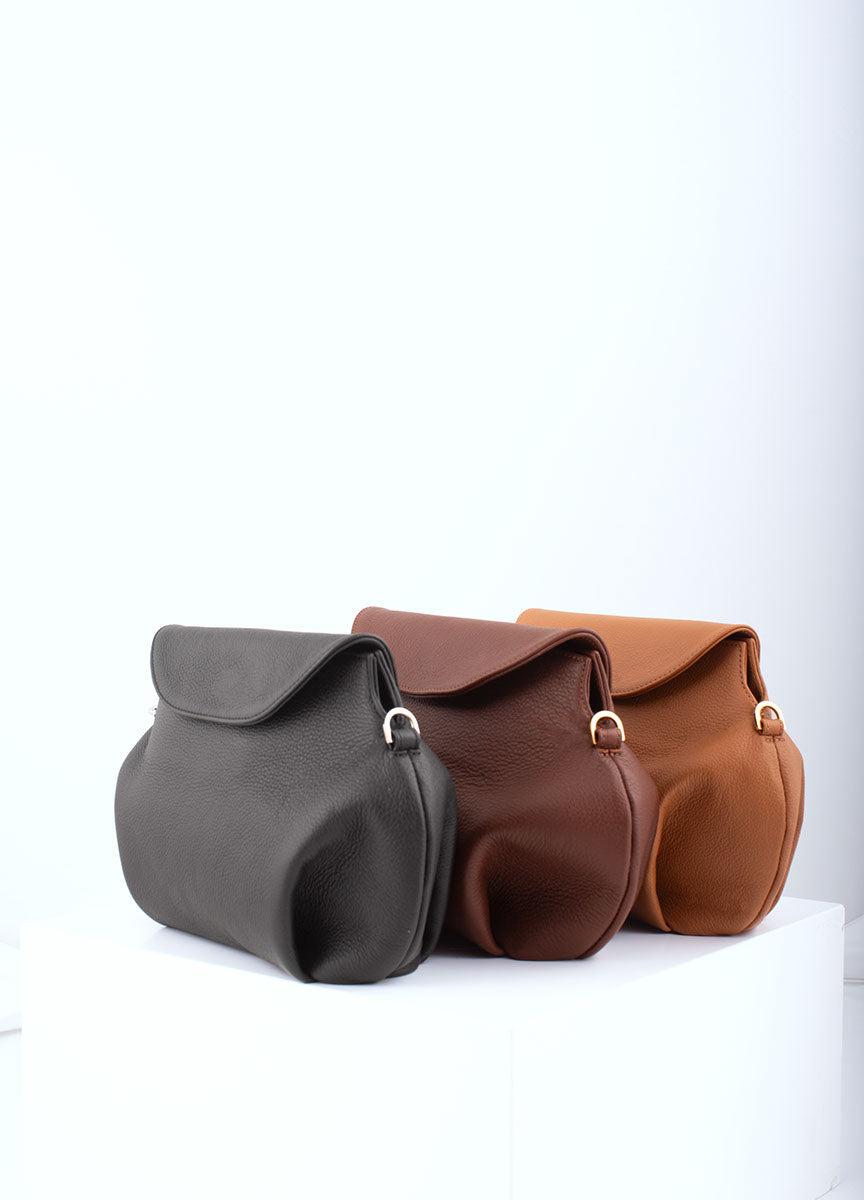Ansa Crossbody-laukku musta