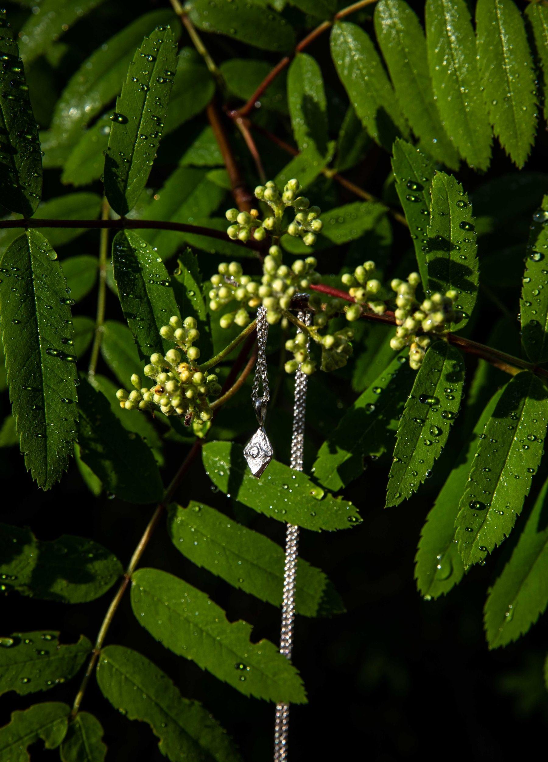 Kaarna necklace silver (sample)