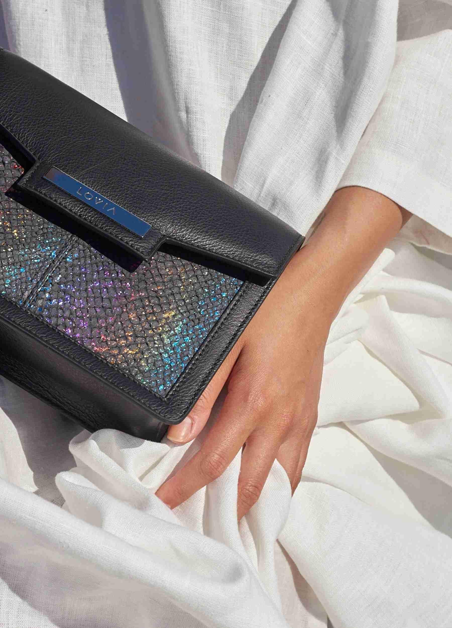 Kaiho Crossbody sample