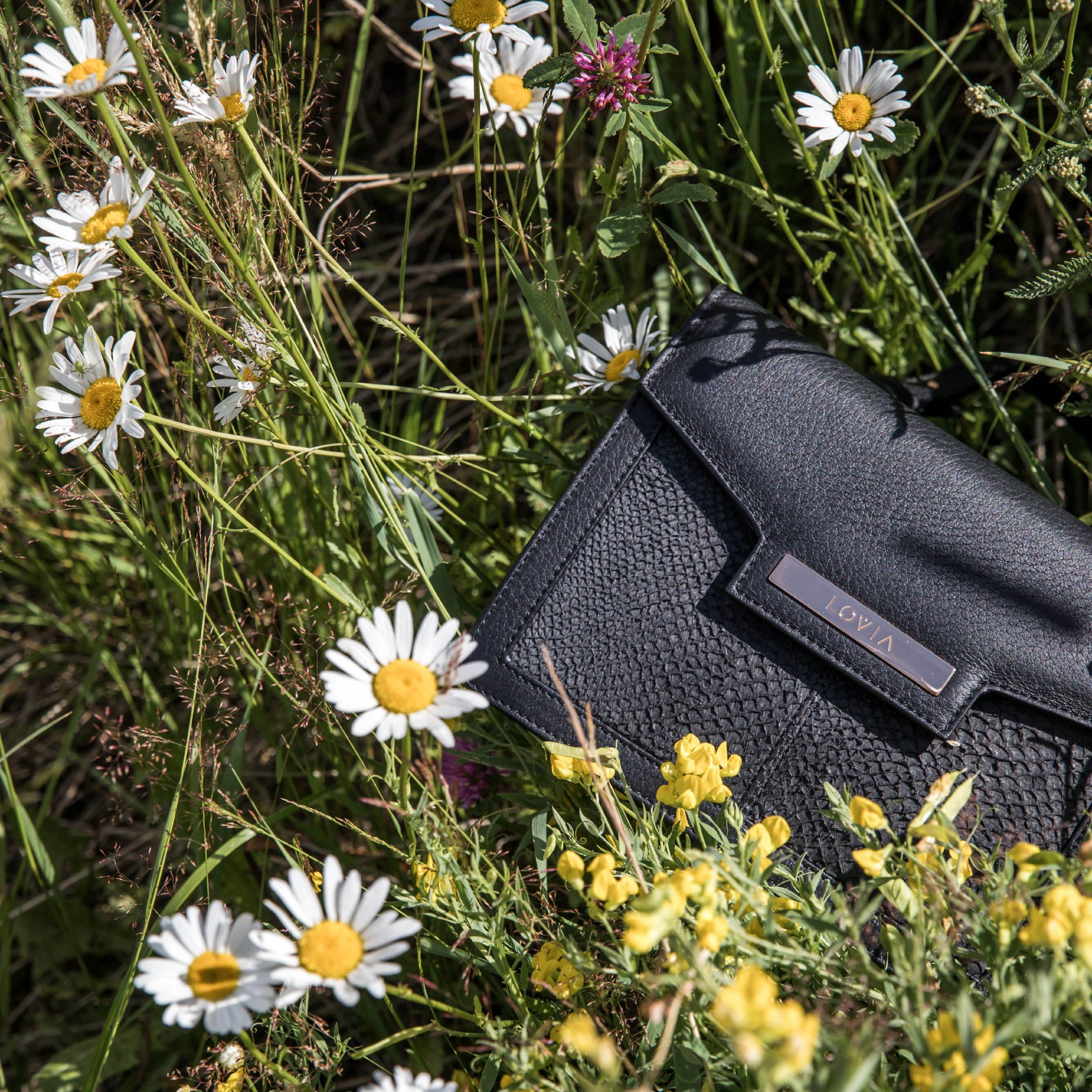 Kaiho Crossbody