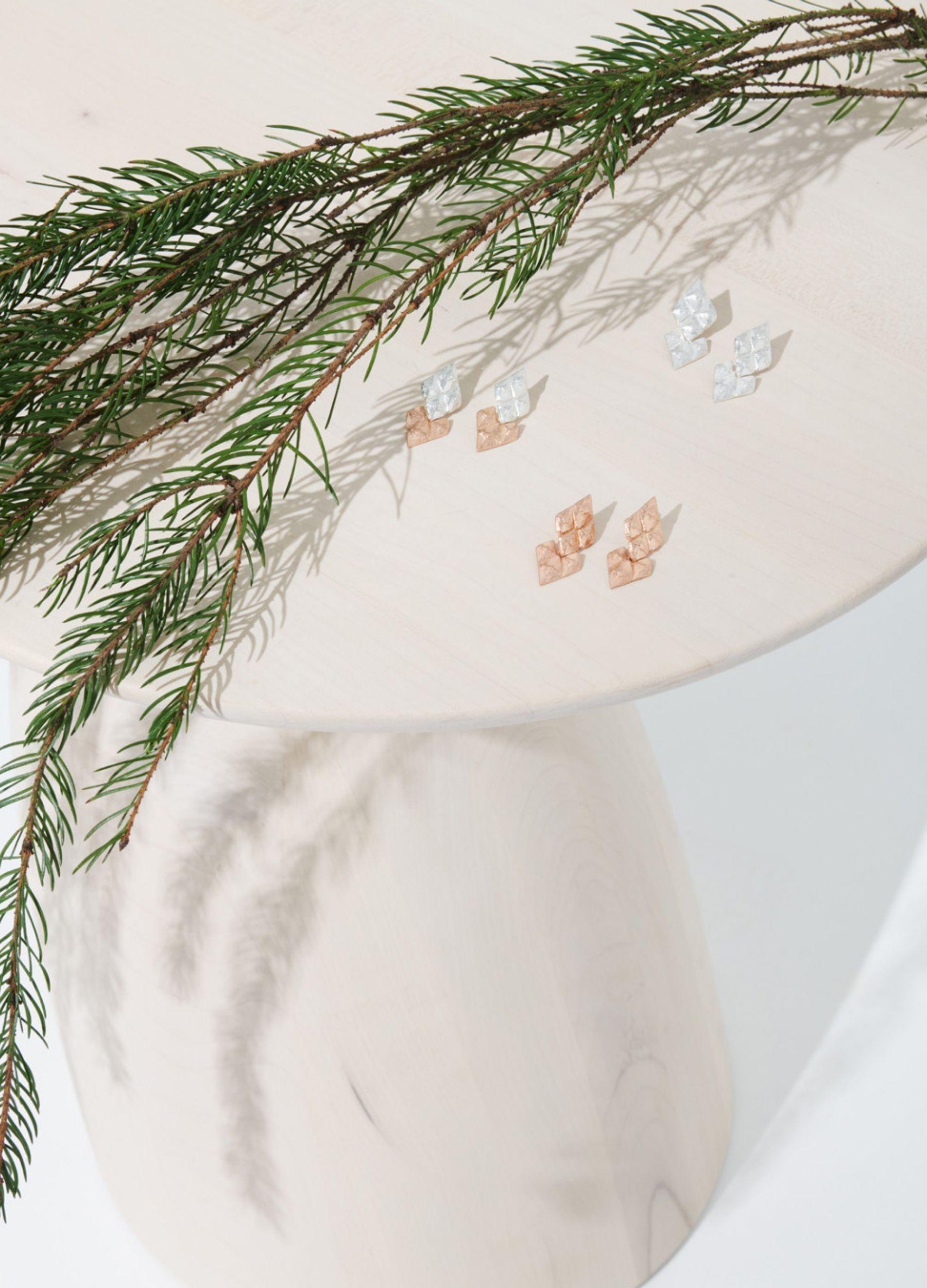 Pihka Small Earrings