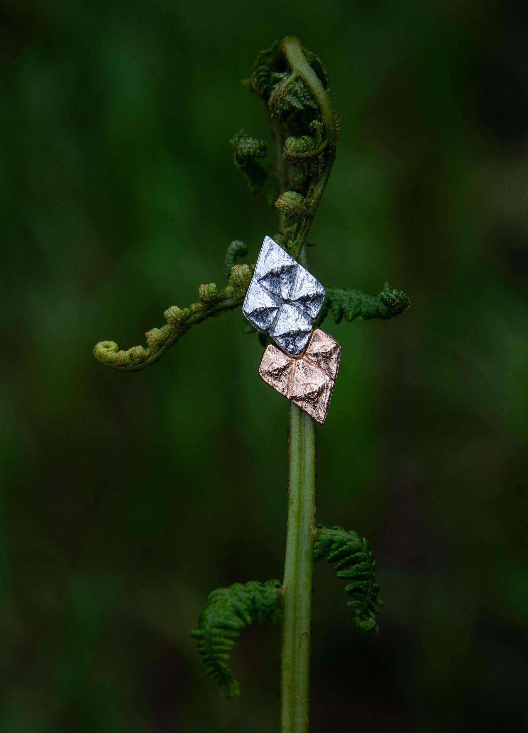 Pihka earrings small  silver and rose gold (sample)