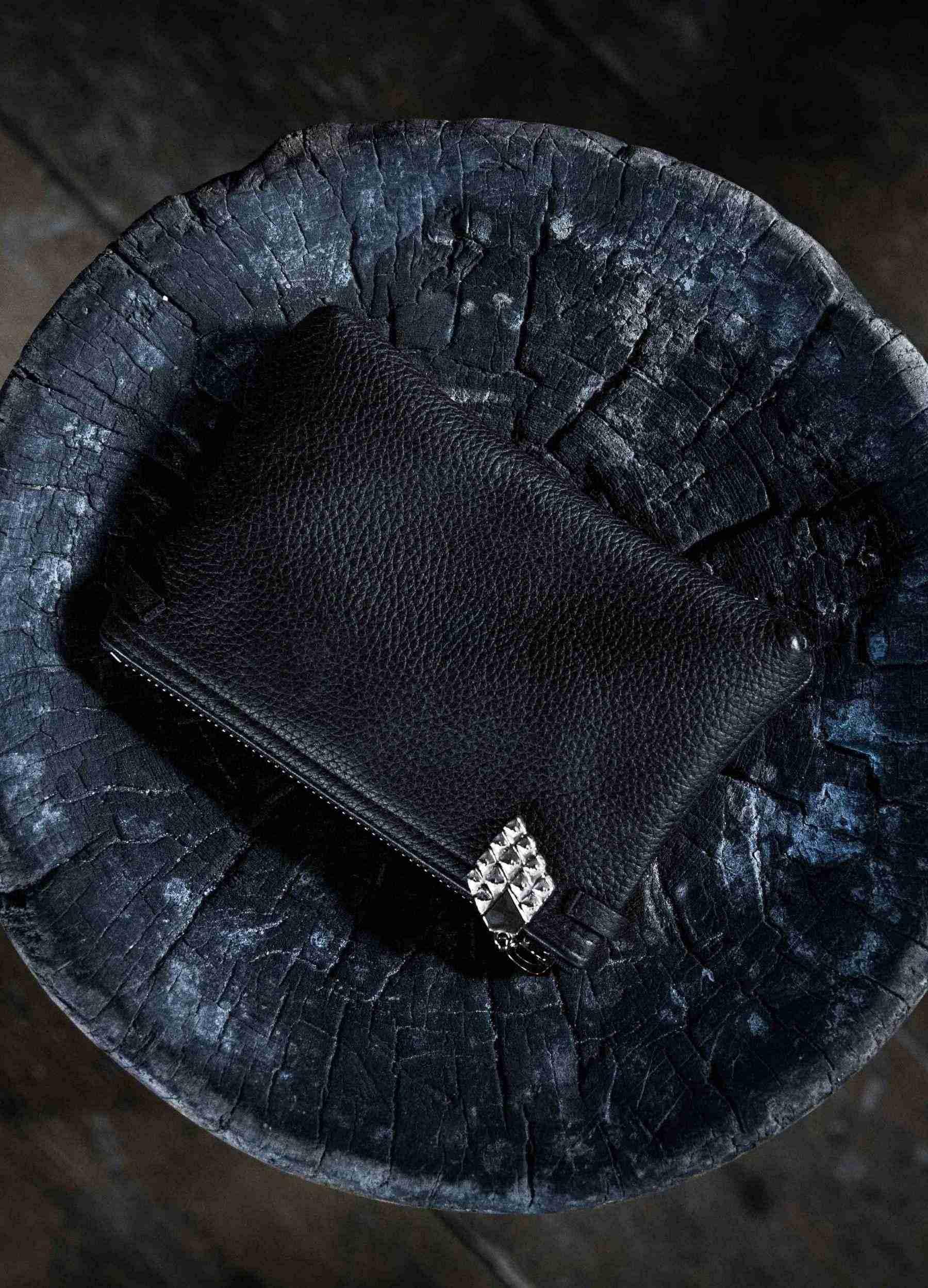 Vasu Pouch
