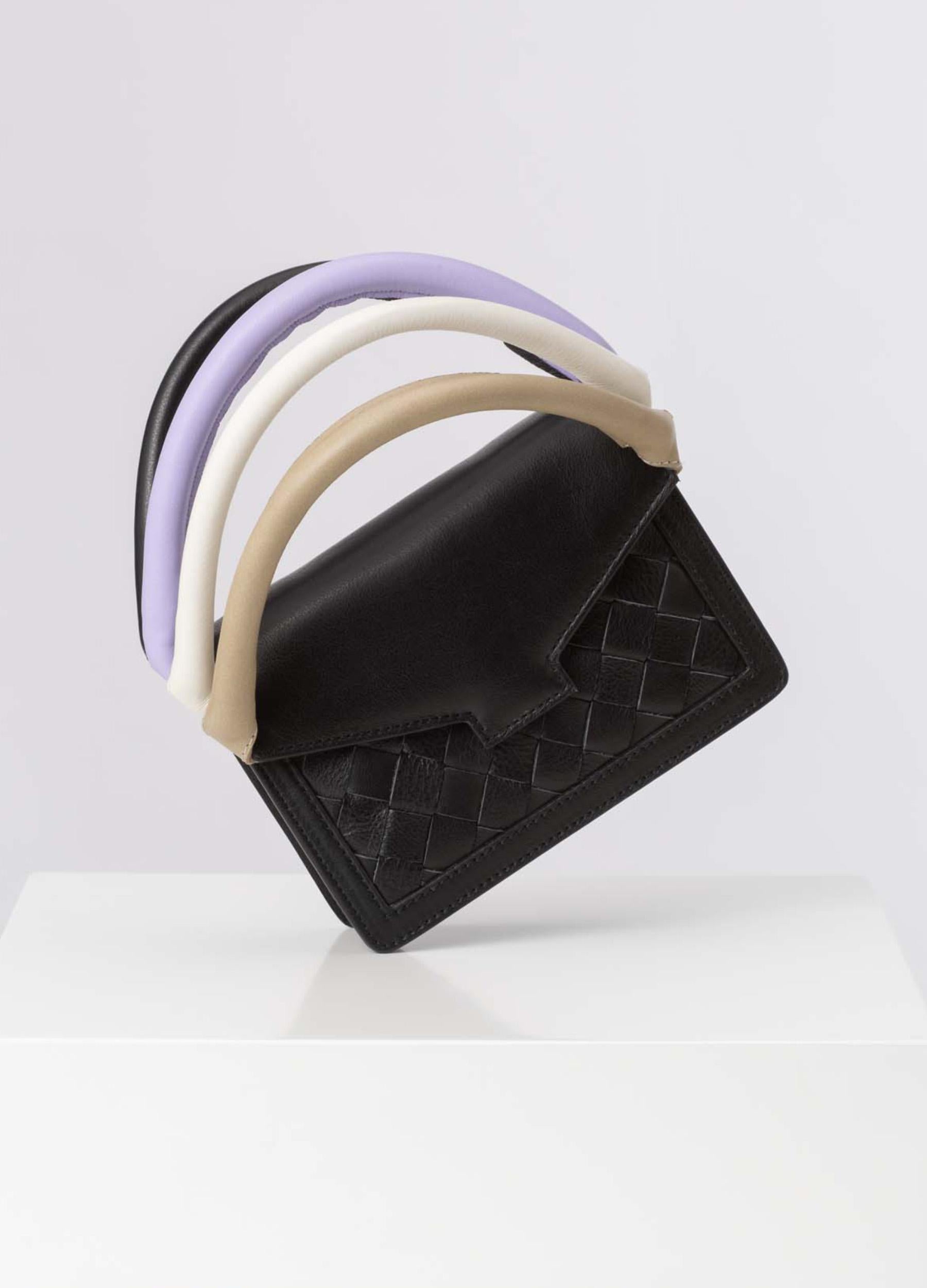 Handle for the Hilla bag
