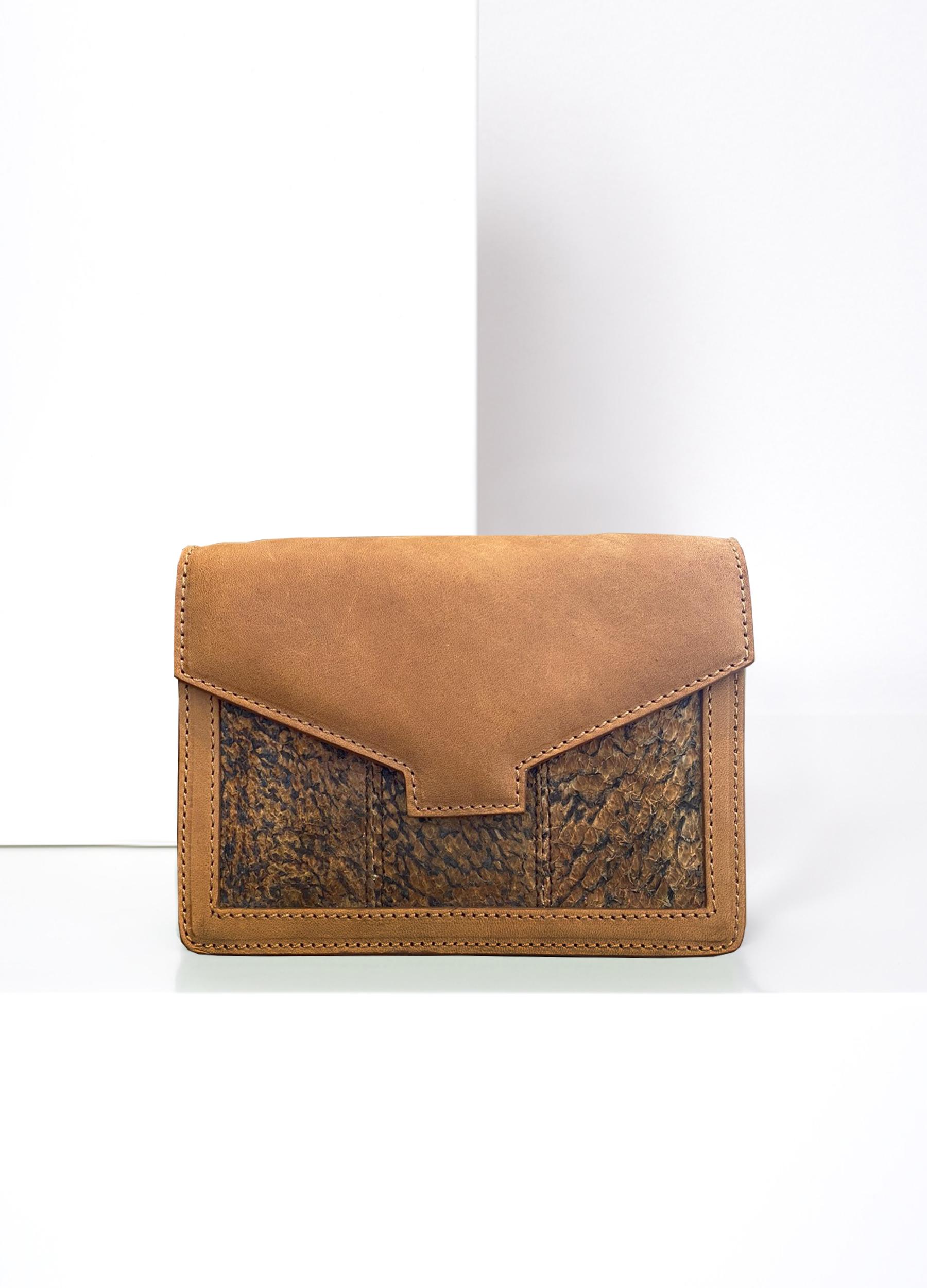 Hilla shoulder bag, pike perch leather