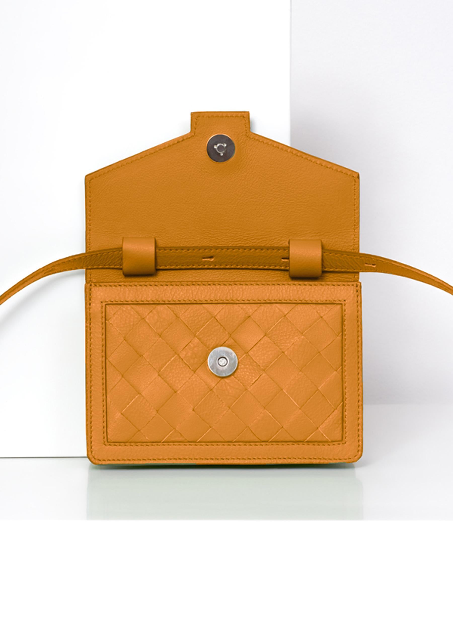 Hilla shoulder bag burgundy