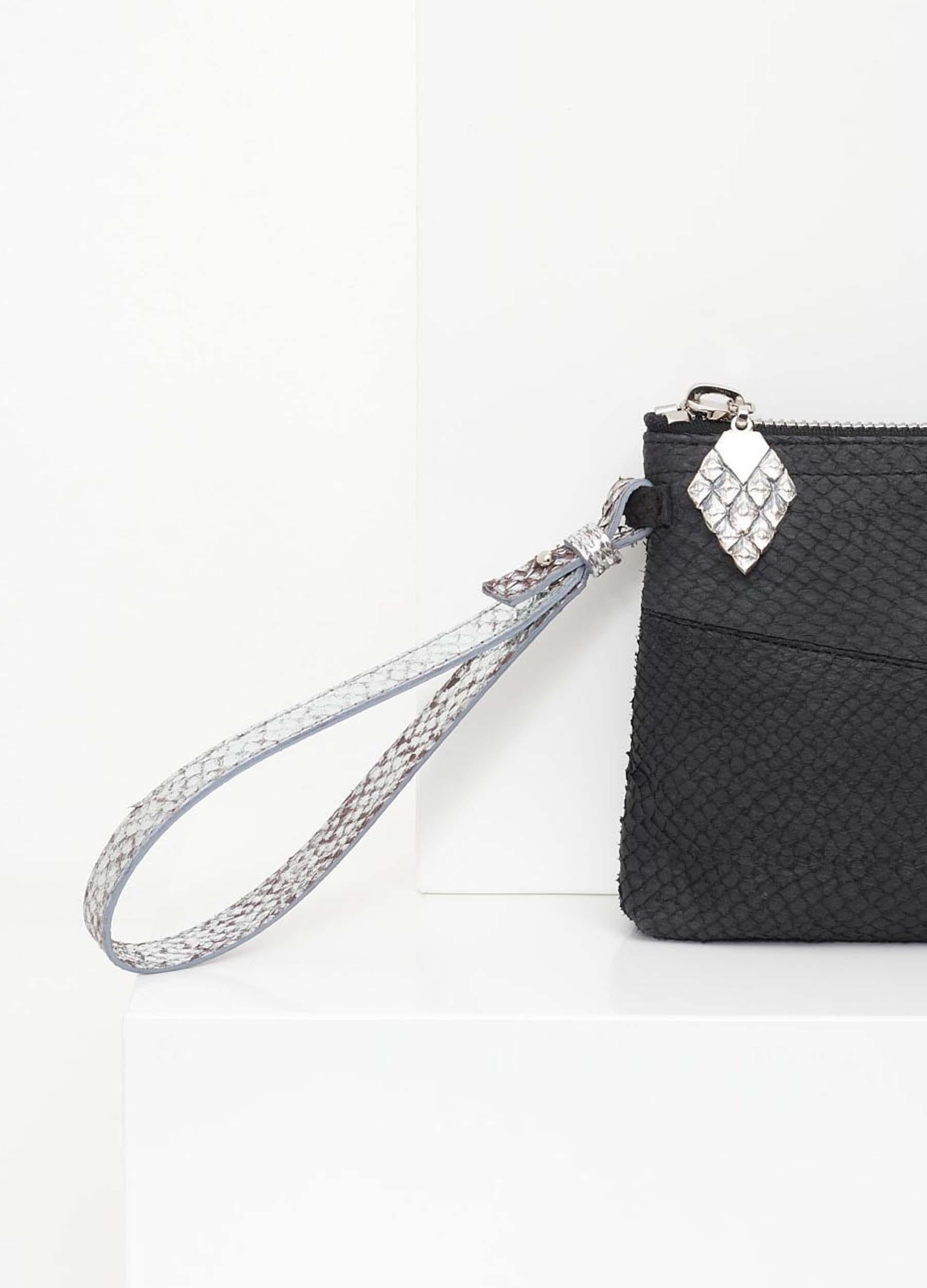 Laine Pouch